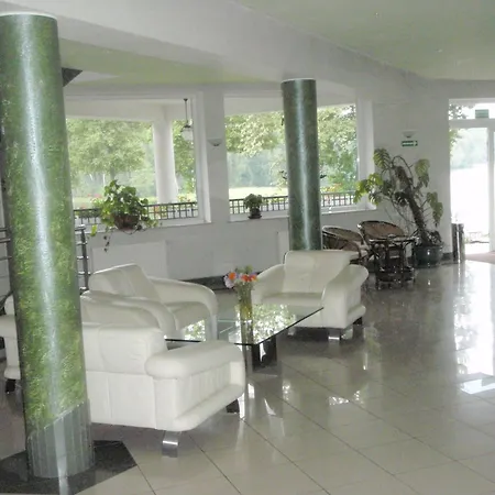 Nidzki Otel 3*