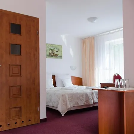 Otel Nidzki Ruciane-Nida