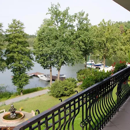 酒店 尼兹奇酒店