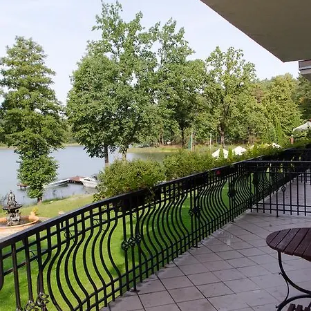 Nidzki ルチャネ・ニダ